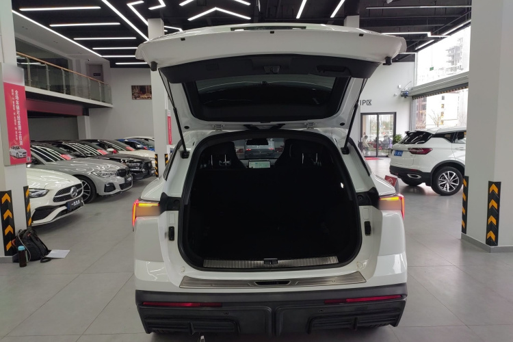 捷途大圣 2022款 1.6T DCT王者PRO机舱底盘23