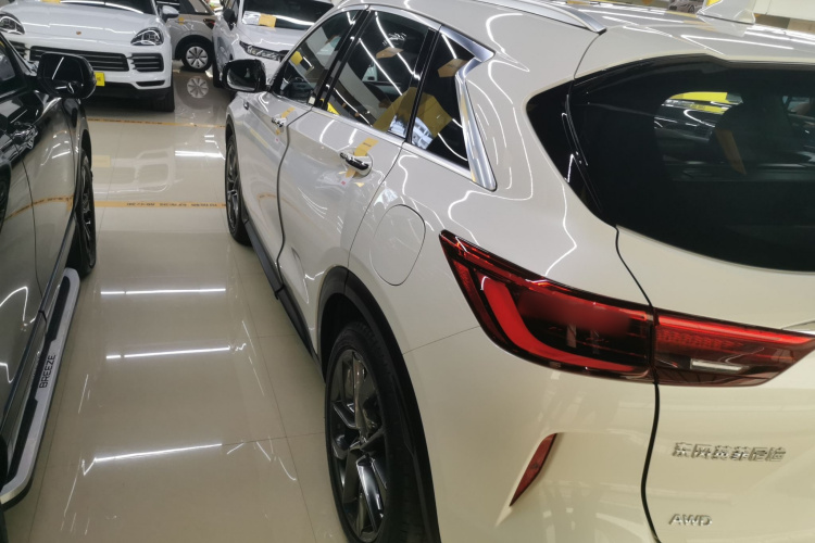 英菲尼迪QX50 2020款 2.0T 四驱旗舰版车身外观6003