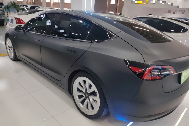 特斯拉 Model 3 2021款 标准续航后驱升级版车身外观6003