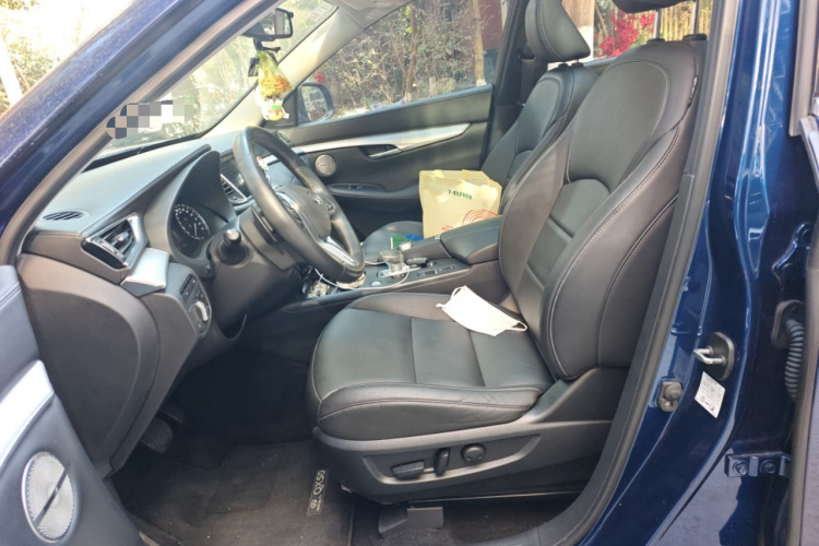 英菲尼迪QX50 2020款 2.0T 两驱时尚版中控内饰19