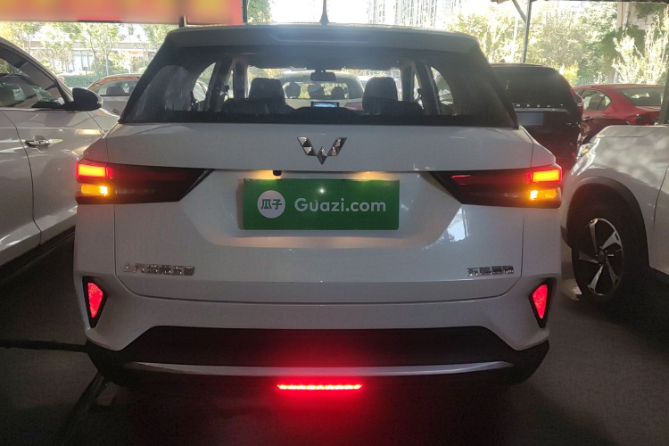 五菱汽车 五菱星驰 2022款 1.5L 手动自由型车身外观6004