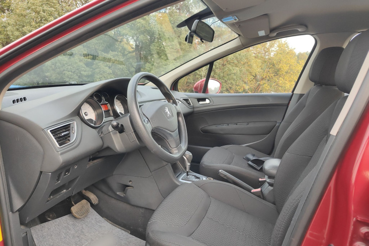 标致308 2014款 乐享版 经典 1.6L 自动优尚型中控内饰7001