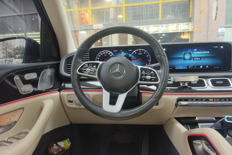 奔驰GLE 2020款 改款 GLE 350 4MATIC 时尚型局部细节13