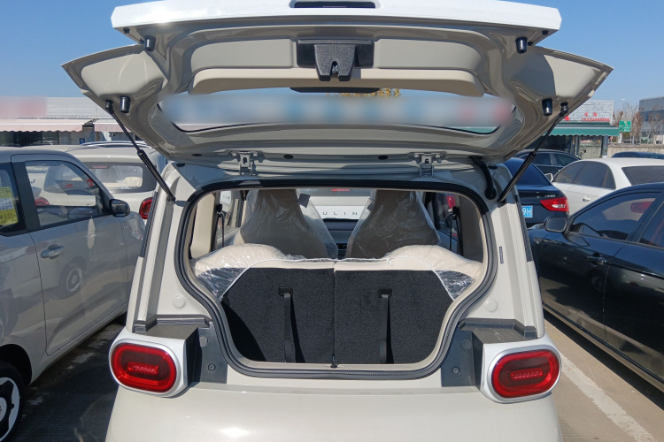 五菱汽车 宏光MINIEV 2024款 第三代 215km 青春版局部细节23