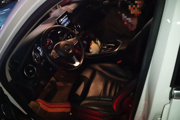 奔驰C级 2018款 C 200 L 运动版中控内饰19