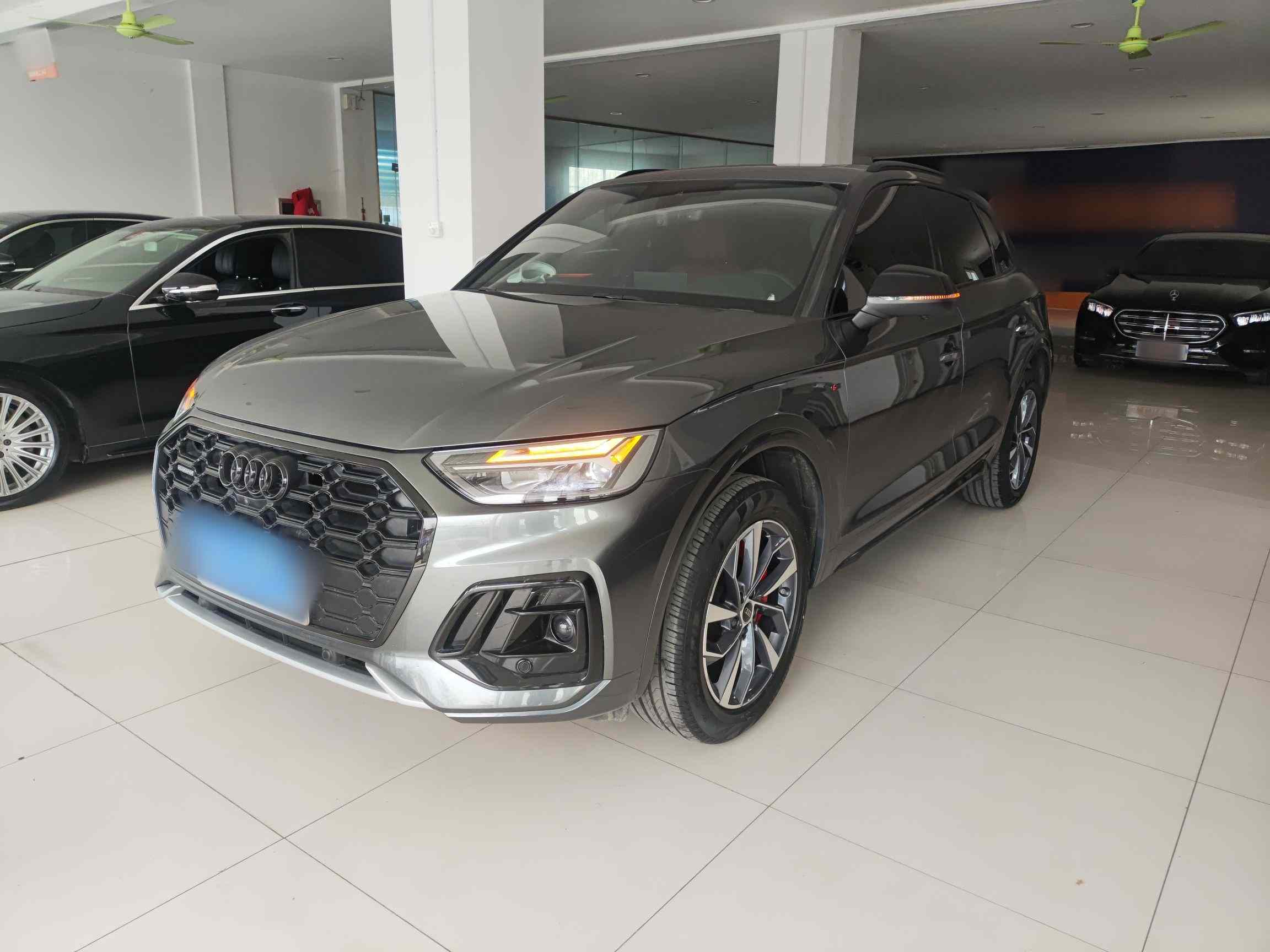 奥迪Q5L 2024款 40 TFSI 时尚动感型(2)