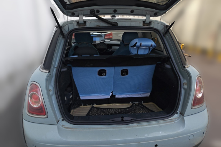 MINI 2011款 1.6L ONE中控内饰23