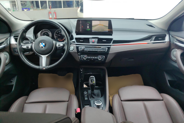 宝马X2 2022款 sDrive25i M运动套装中控内饰12