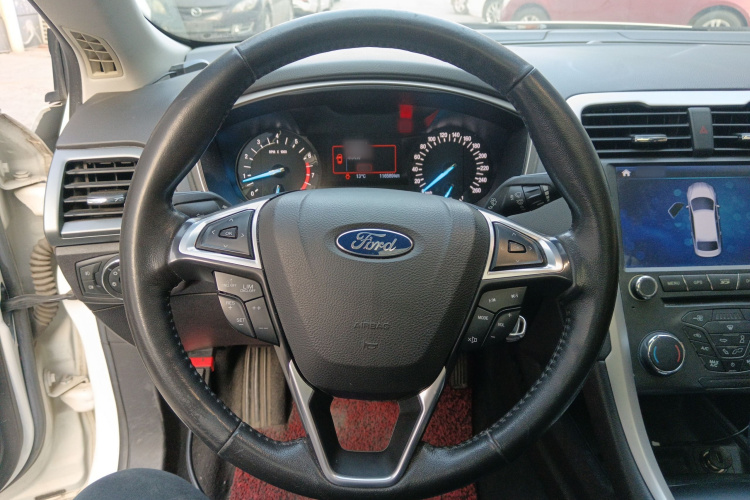 福特 蒙迪欧 2013款 1.5L GTDi180时尚型局部细节13