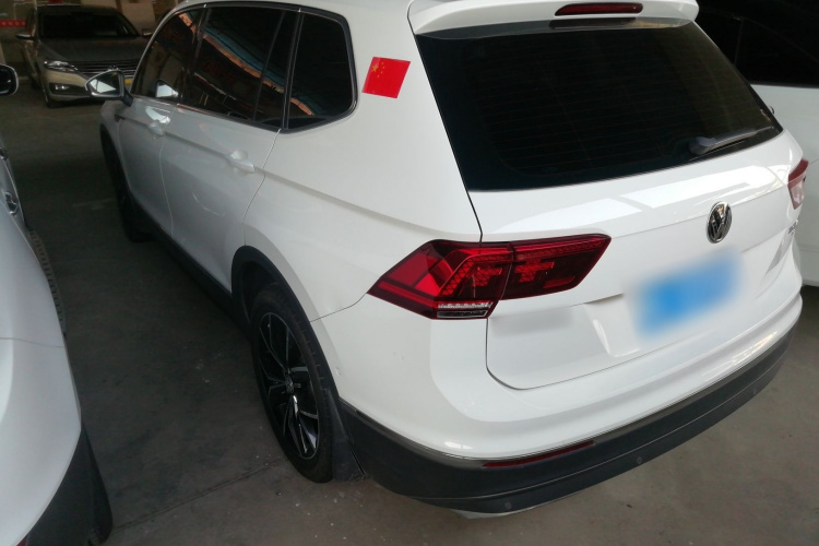 大众 途观L 2018款 380TSI 自动四驱尊崇旗舰版车身外观4