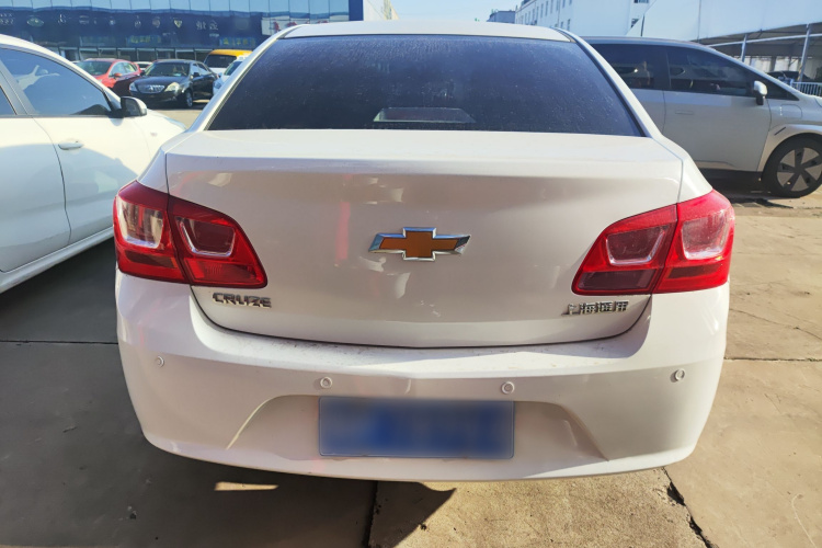 雪佛兰 科鲁兹 2015款 1.5L 经典 SL MT车身外观6004