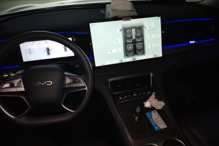 比亚迪 海狮07 DM-i 2025款 150 领航+版中控内饰7002