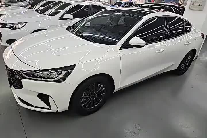 福特 福克斯 2022款 三厢 EcoBoost 180 自动竞速版实拍1