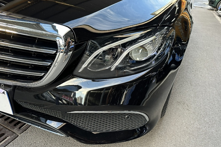 奔驰E级 2018款 改款 E 200 L 运动型局部细节36