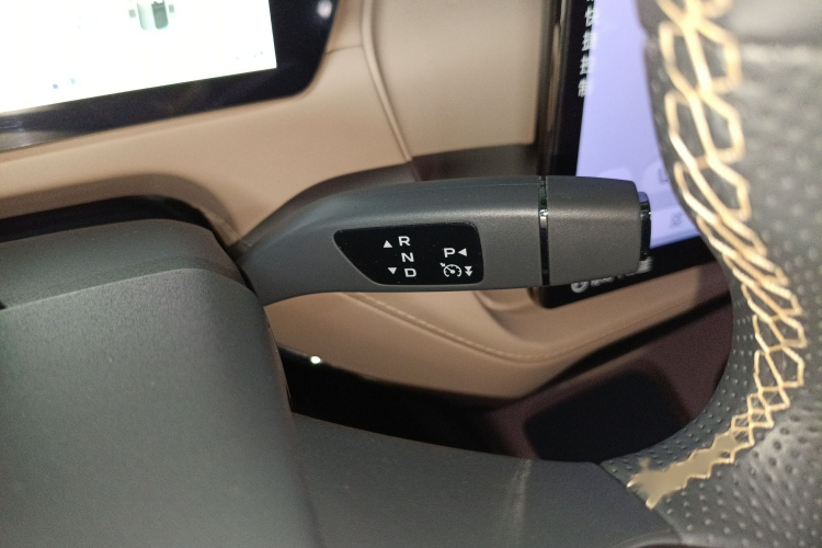 深蓝汽车 深蓝SL03 2022款 1.5L 1200增程版局部细节18