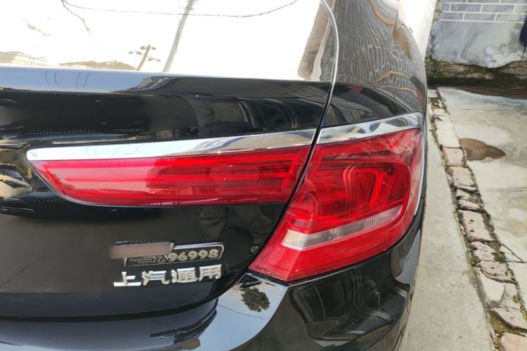 别克 君越 2016款 改款 28T 精英型车身外观9