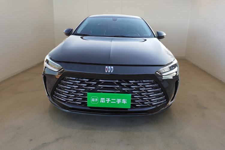 别克 君威 2024款 25T 超享版车身外观2