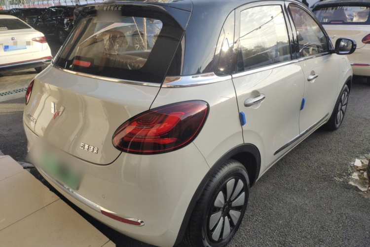 五菱汽车 五菱缤果 2025款 333km 悦享款车身外观7