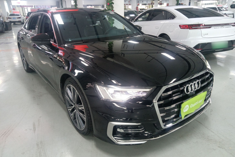 奥迪A6L 2023款 改款 45 TFSI quattro 尊享动感型车身外观3