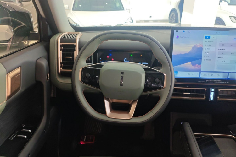 奇瑞iCAR 03 2024款 401km 两驱标准进阶版中控内饰13