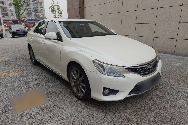 丰田 锐志 2013款 2.5V 尚锐版车身外观3