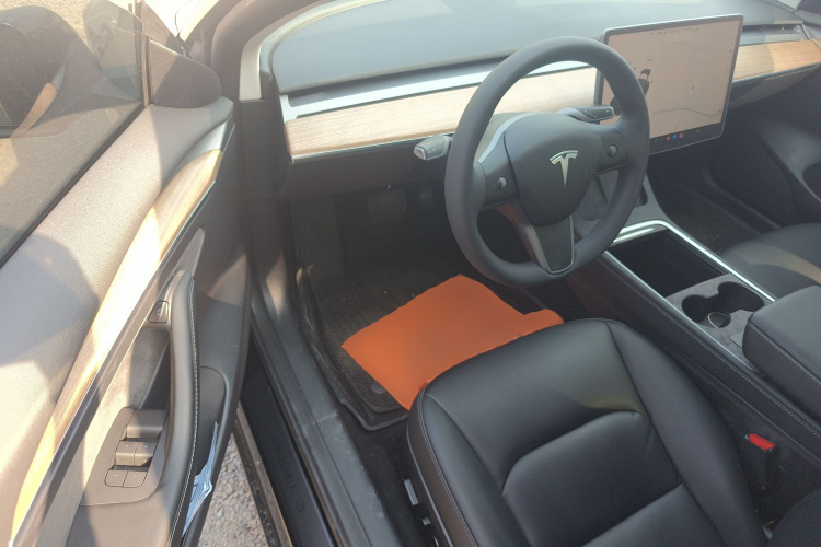 特斯拉 Model 3 2021款 标准续航后驱升级版 3D6中控内饰7003