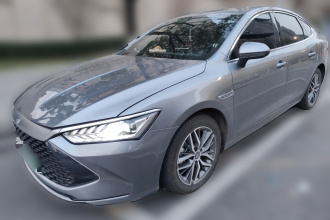 比亚迪 秦PLUS 2021款 DM-i 55KM 旗舰型