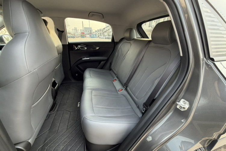 吉利银河 星愿 2025款 310km 梦想版中控内饰7004