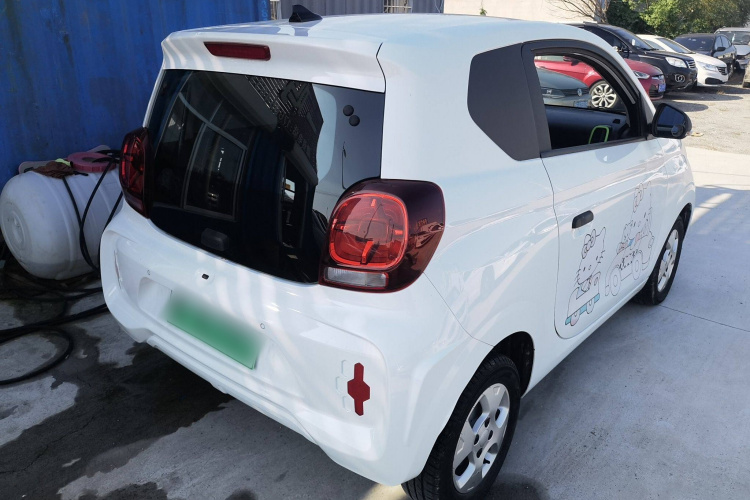 荣威 科莱威CLEVER 2021款 302km全能版车身外观7