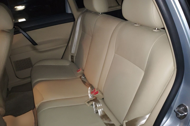 大众 Polo 2009款 劲情 1.6L 自动风尚版中控内饰7004