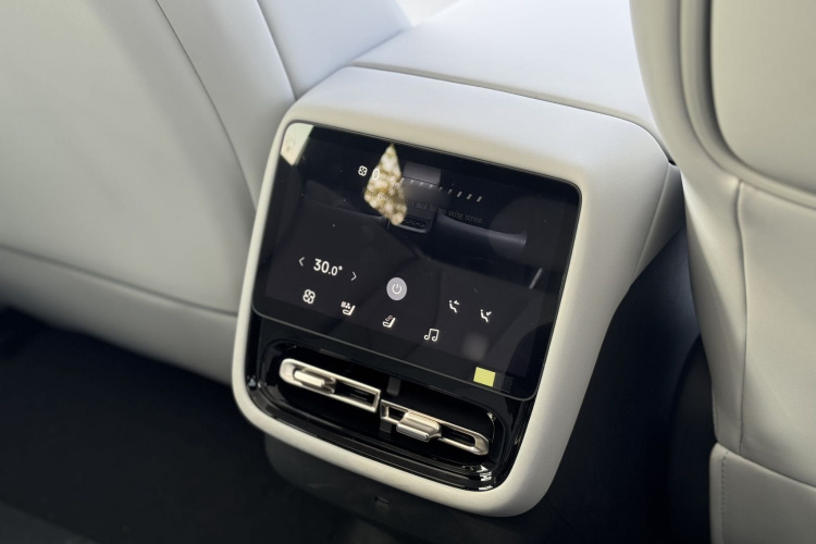 小鹏P7+ 2024款 长续航 Max中控内饰7003