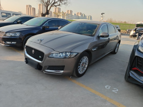 捷豹XFL 2017款 XFL 2.0T 200PS 精英版