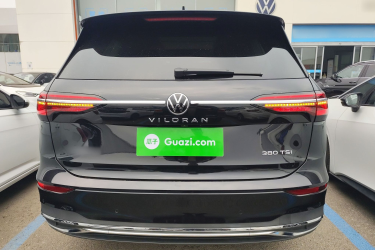 大众 威然 2024款 380TSI 尊贵版车身外观6