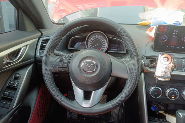 马自达CX-4 2016款 2.0L 自动两驱蓝天活力版局部细节13