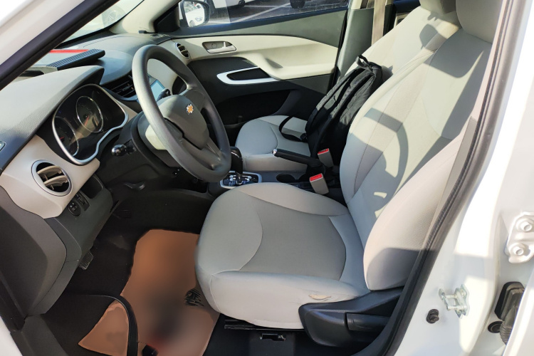 雪佛兰 2018款 赛欧3 1.3L AMT理想版局部细节19