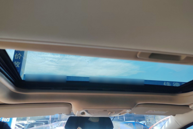 福特 福克斯 2018款 两厢经典 1.6L 自动风尚型智行版中控内饰22