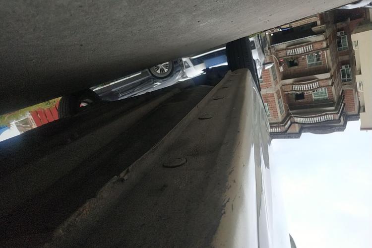 现代 瑞纳 2014款 1.4L 自动智能型GLS局部细节9001