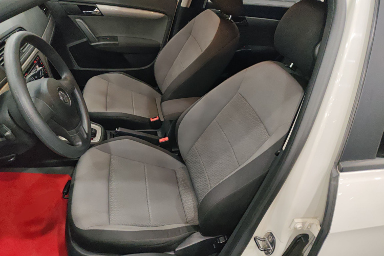 大众 朗行 2013款 1.6L 自动风尚型局部细节19