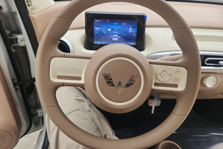 五菱汽车 宏光MINIEV 2025款 四门版 进阶款中控内饰13