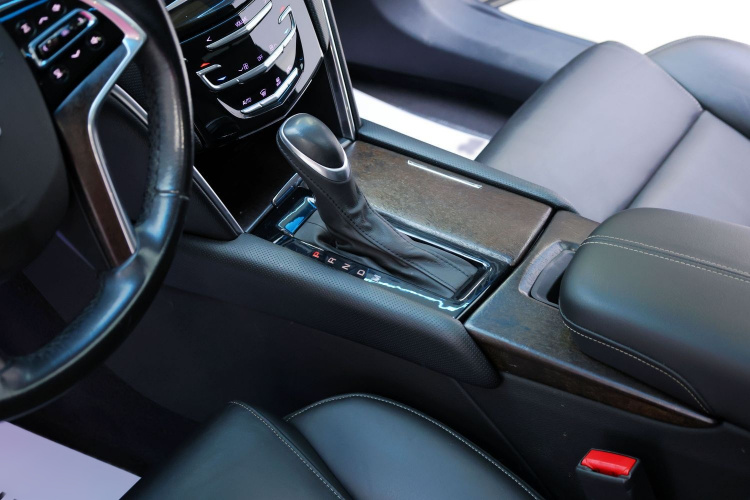 凯迪拉克XTS 2018款 28T 精英型中控内饰7005