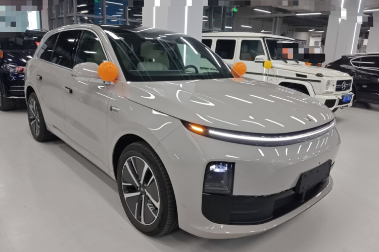理想汽车 理想L6 2024款 Pro车身外观3
