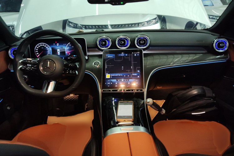 奔驰C级 2022款 C 260 L 运动版中控内饰12