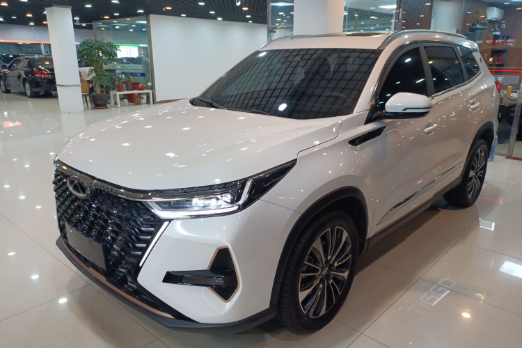 奇瑞 瑞虎8 PRO 2024款 冠军版 390T 两驱巅峰版 7座车身外观1