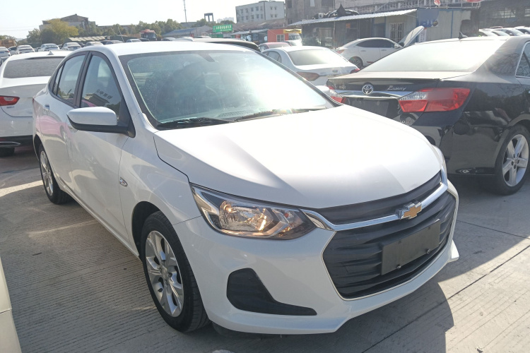 雪佛兰 科沃兹 2020款 325T 自动欣悦版车身外观3