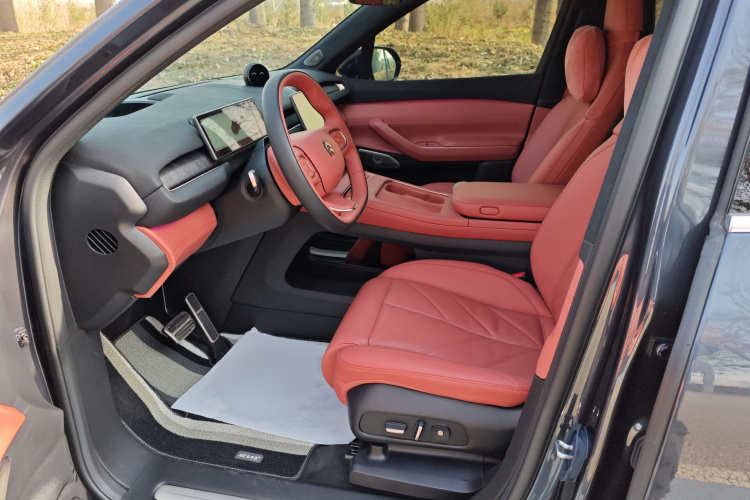 蔚来EC7 2024款 100kWh 签名版中控内饰7001