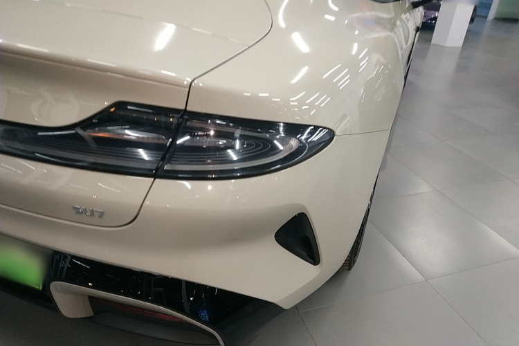 小米汽车 小米SU7 2024款 后驱超长续航高阶智驾Pro版车身外观6006