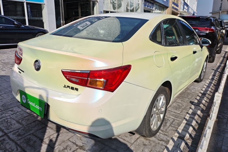 别克 威朗 2015款 三厢 20T 双离合领先型车身外观7