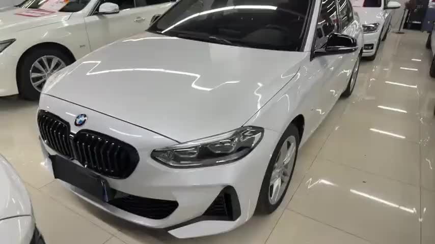 宝马1系 2021款 120i M运动曜夜版实拍1