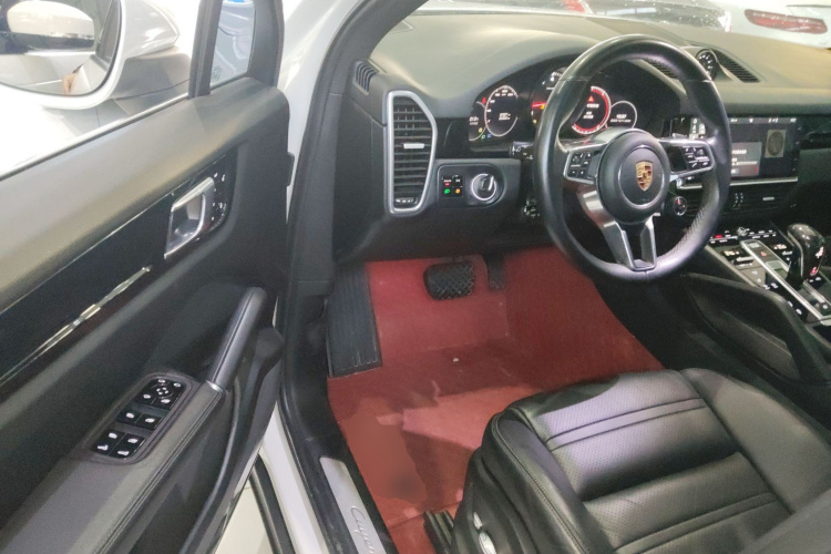 保时捷 2018款 Cayenne 3.0T中控内饰20