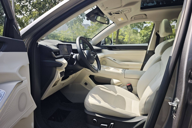 哈弗H6 2024款 1.5T 两驱Ultra中控内饰7002